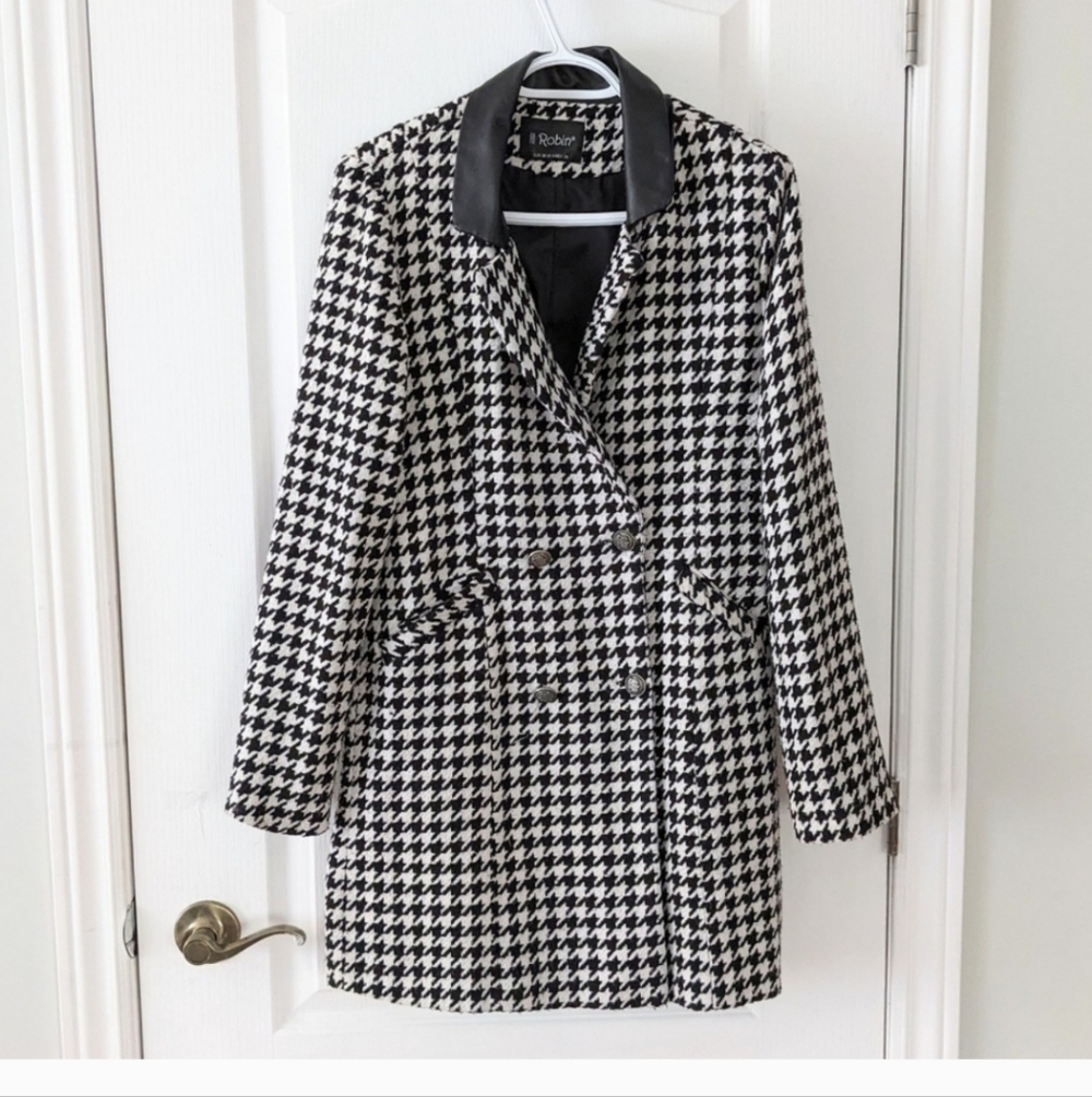 Women's Black and White Houndstooth Coat